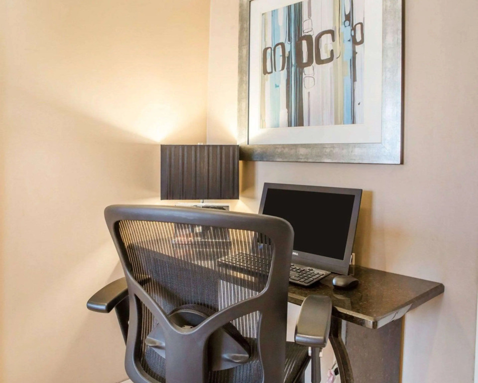 Quality Inn Johnson City near Downtown
