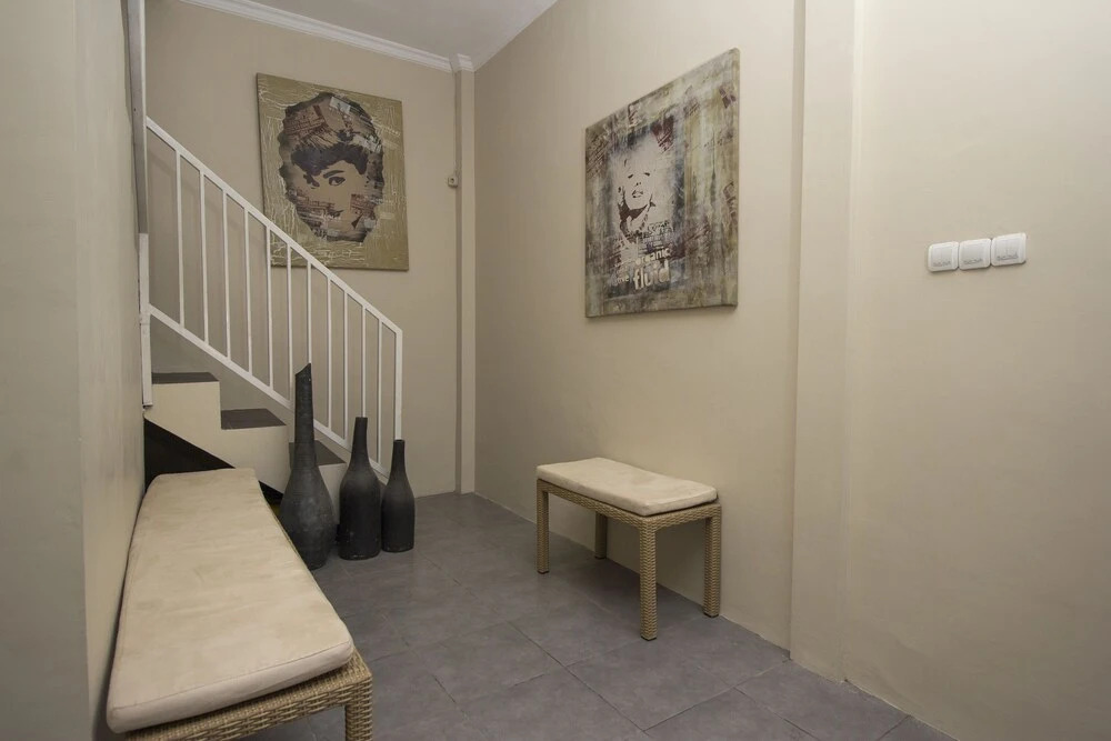 Irooms Homestay By OYO Rooms
