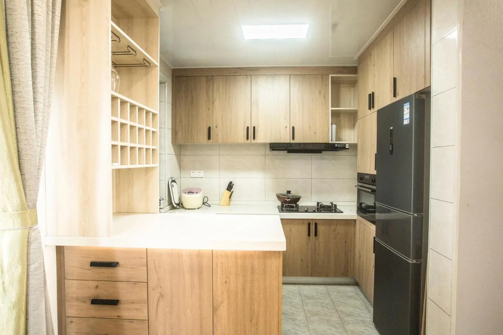 Locals Apartment Place 28
