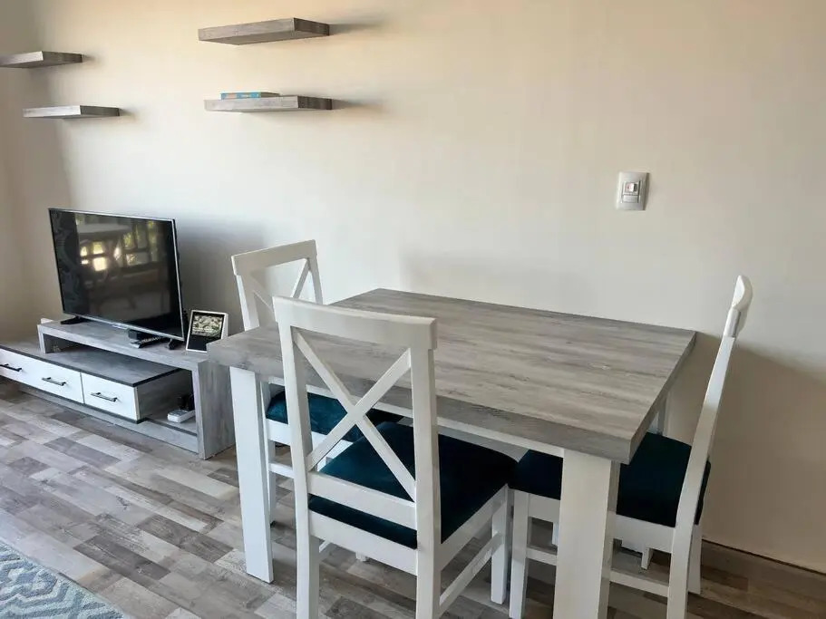 Modern 2-Bedroom in New Resort with Private Pools