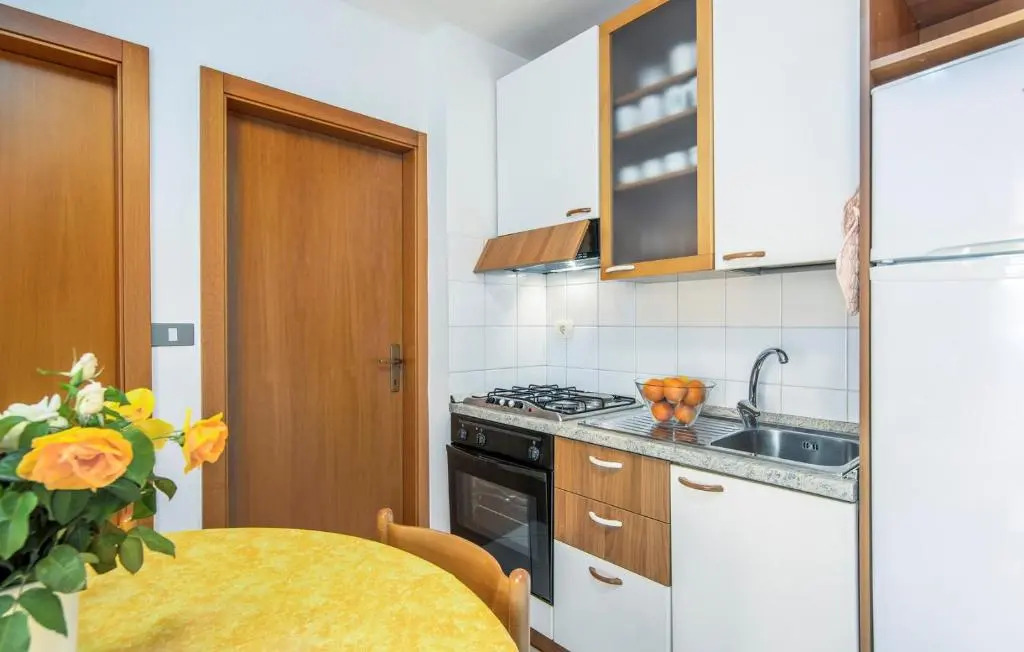 Apartment Batana