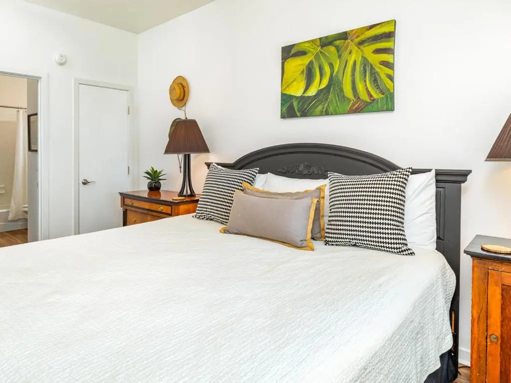 Weston Beach Place by Tybee Vacation Rentals