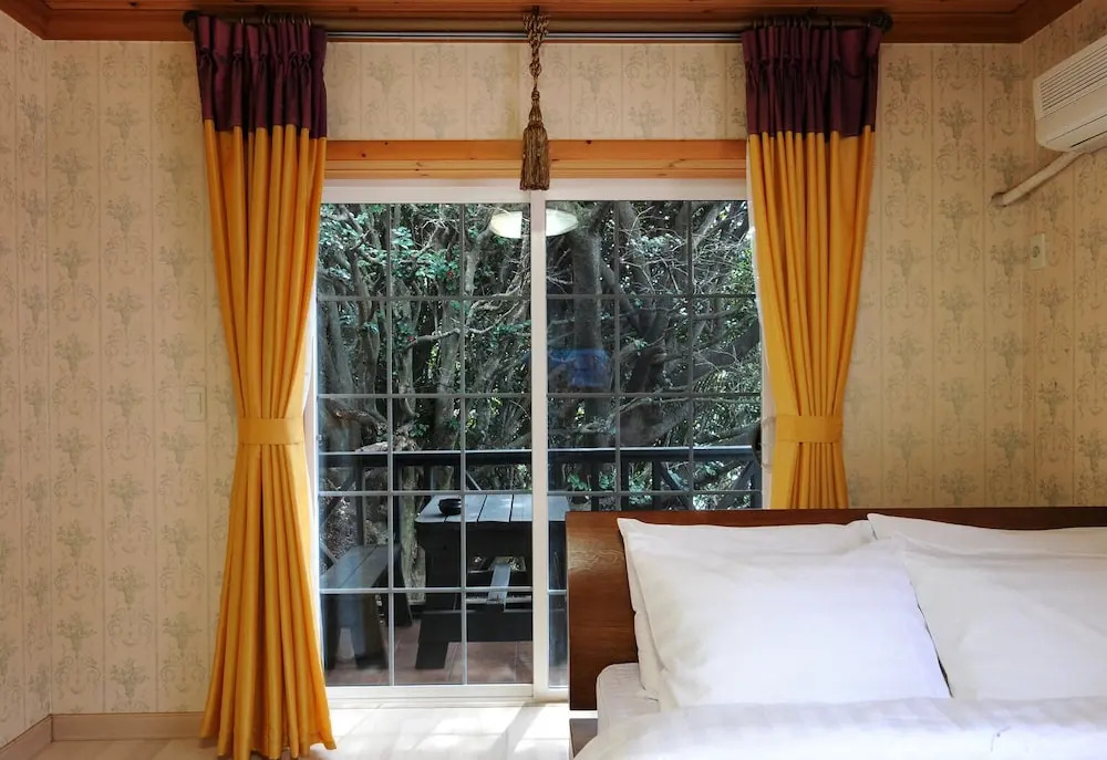 Geoje Floria Pension
