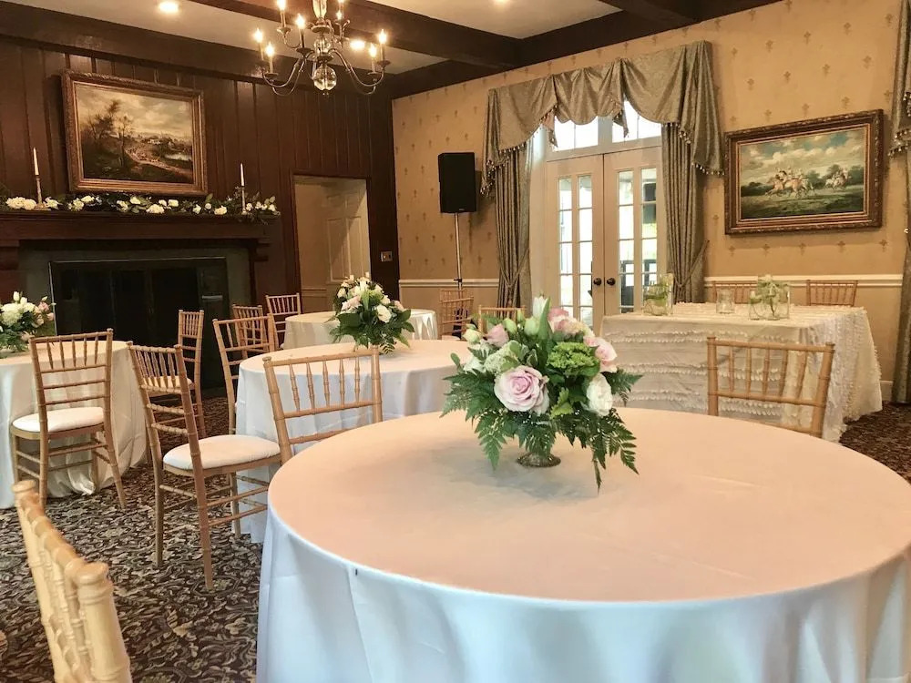 Providence Manor House Bed & Breakfast