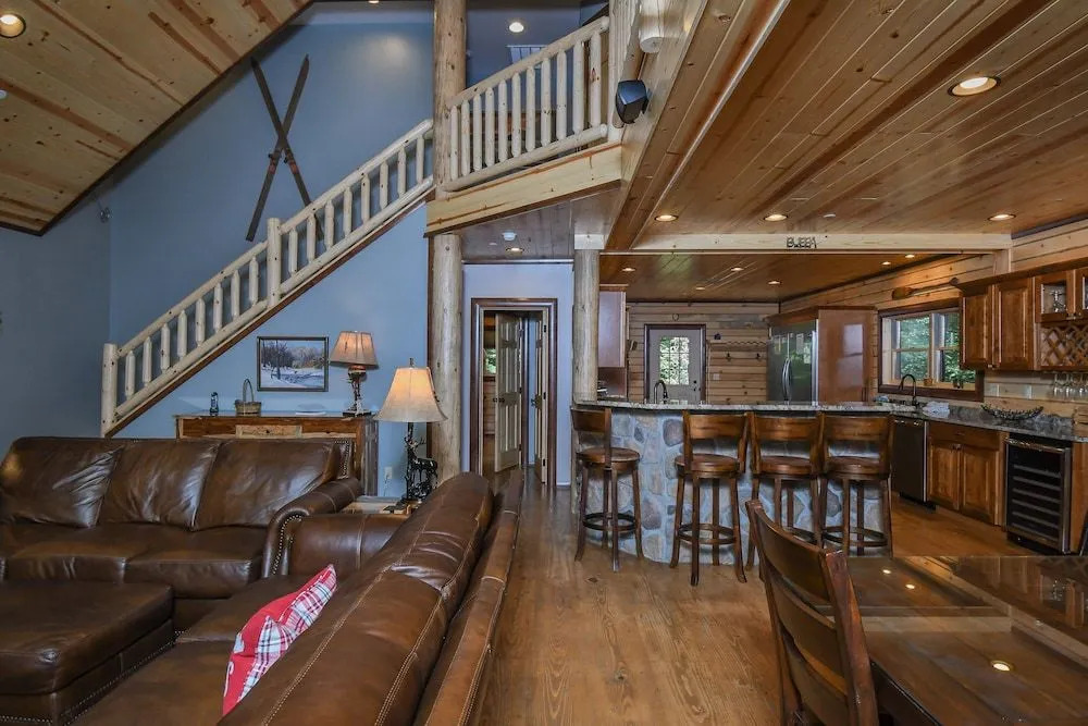 Hemlock Hideaway