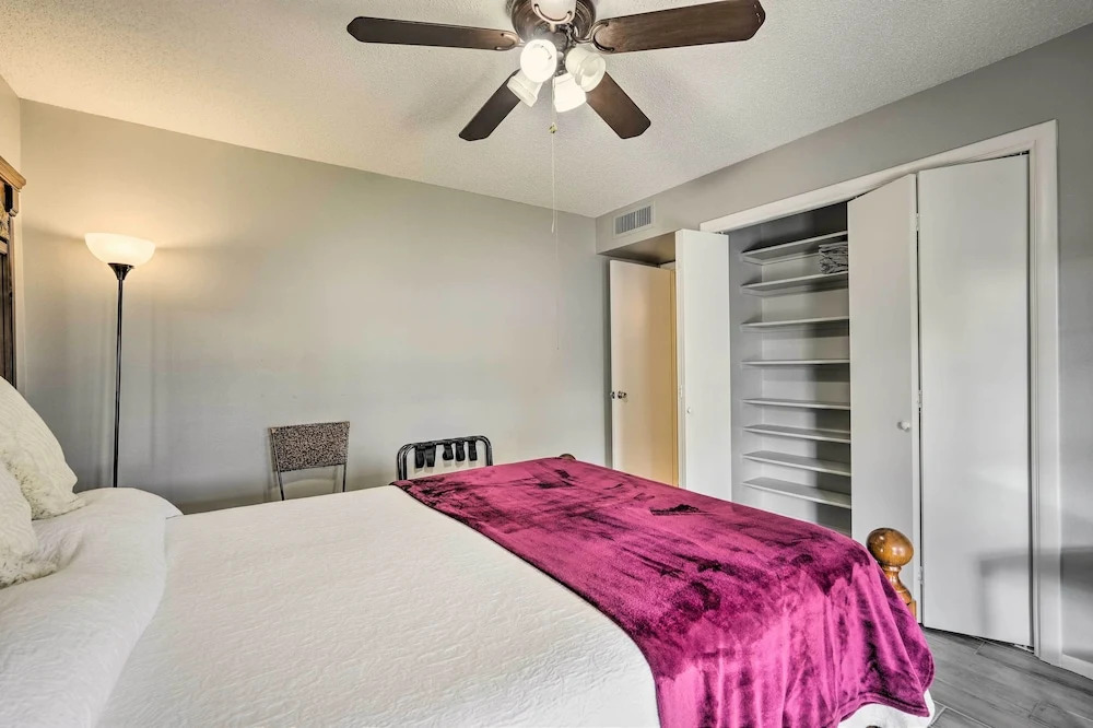 2 Mi to Old Town Scottsdale: Home w/ Pool Table