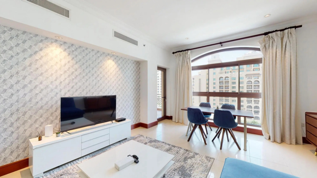 Palm Jumeirah Golden Mile 9 9601