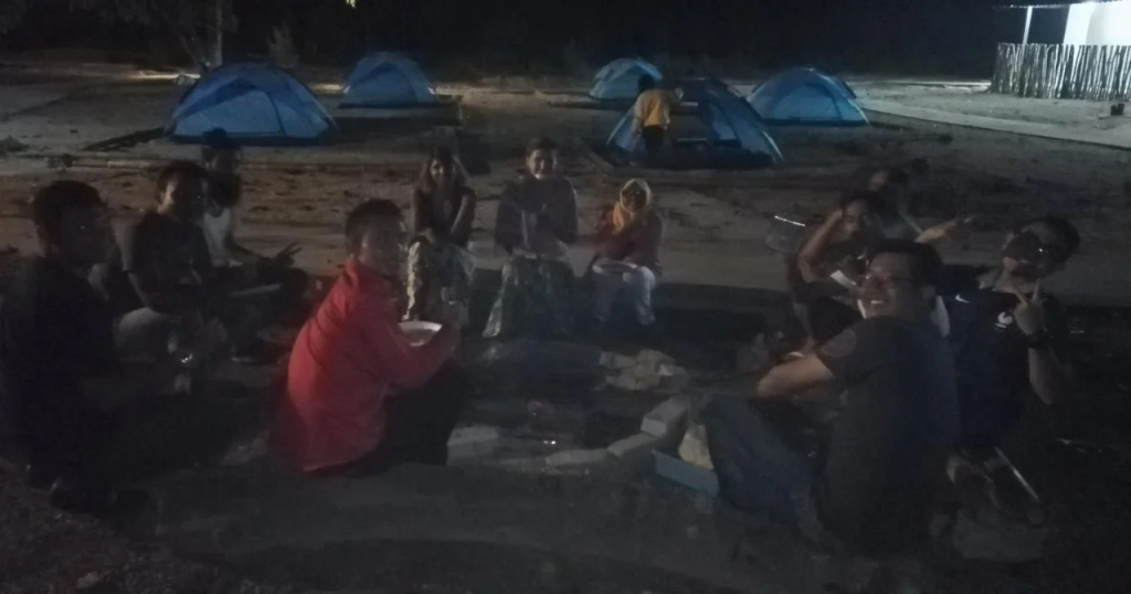 Tropical Eco Camping