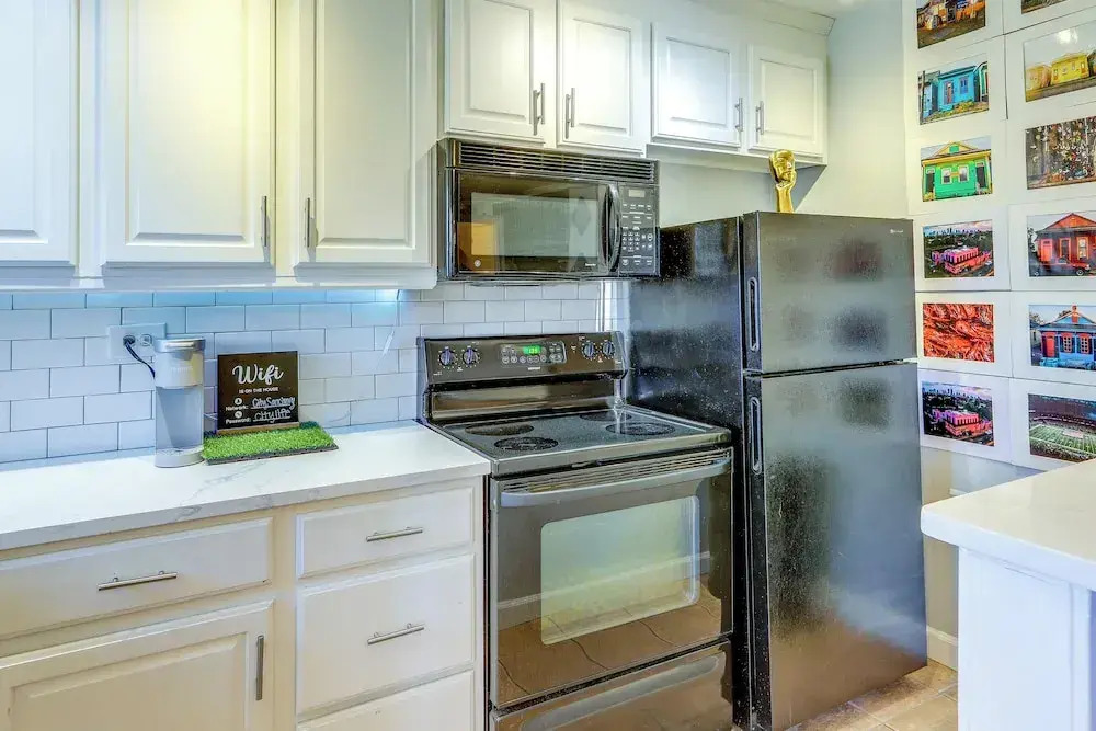 Colorful Atlanta Vacation Rental - Walk to Dtwn!