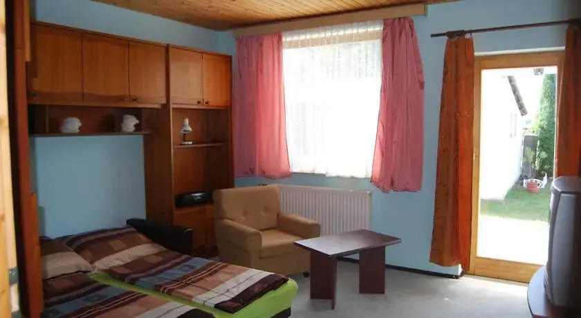 Pension Lipot