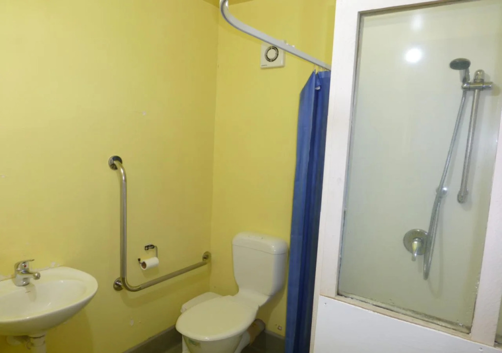 Racecourse Backpackers Hostel