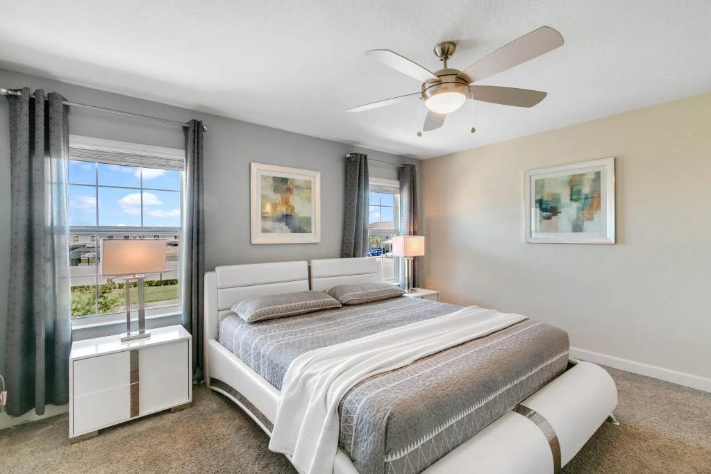 4 Bedrooms 3 Bathrooms Storey Lake 4863 Rc