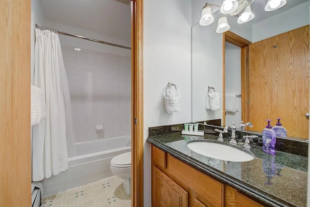 Ski-in Downtown Breckenridge Condo
