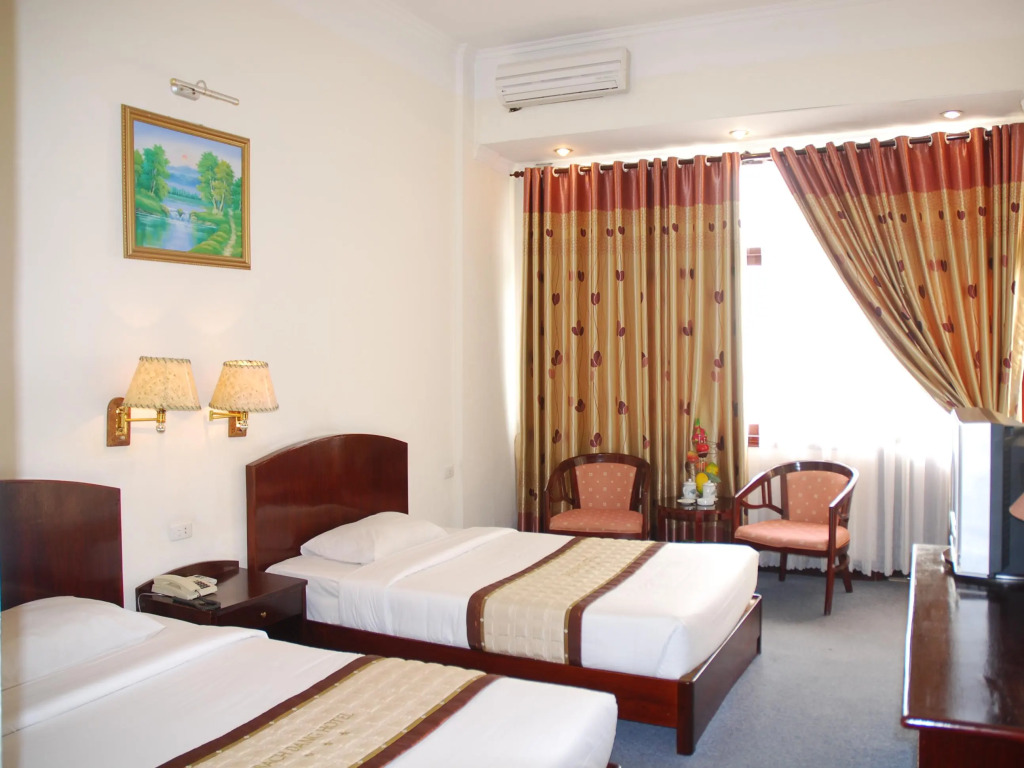 Bạch Đằng Hạ Long Hotel