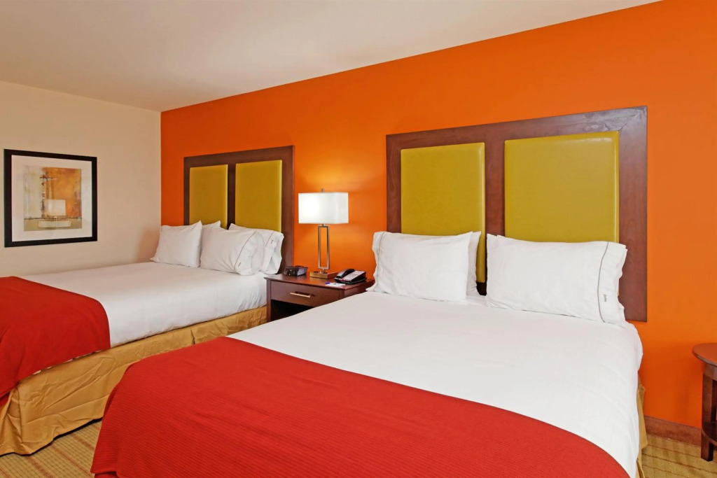 Holiday Inn Express Florence Northeast by IHG
