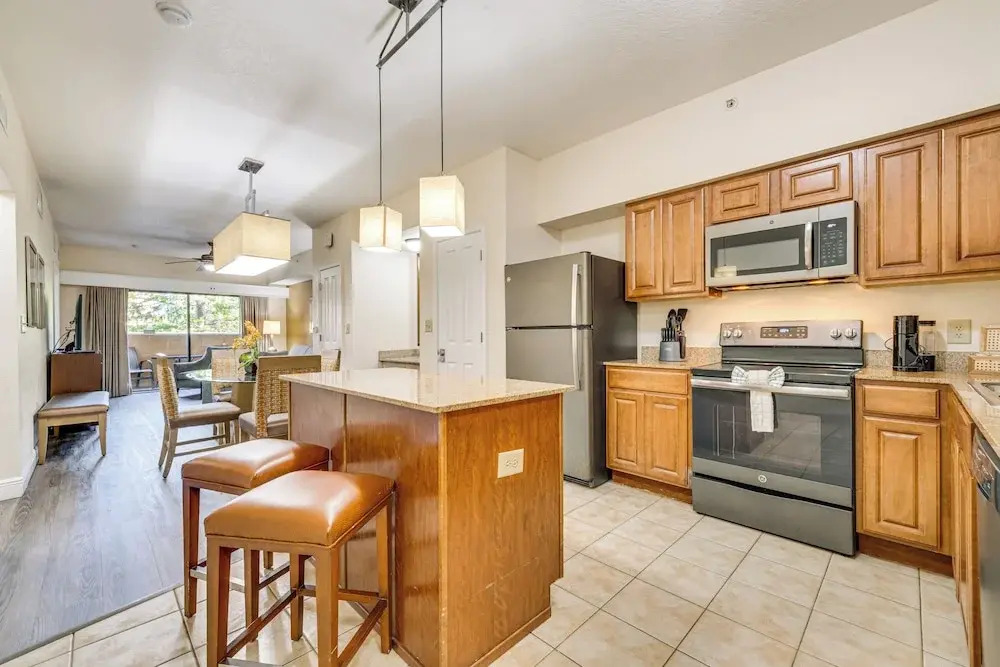 Floridays Resort Condo 11 Mi to Walt Disney World!