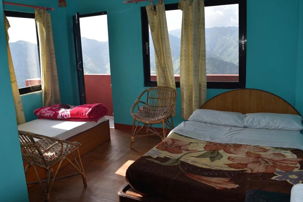 Tashidelek Guest Lodge & House