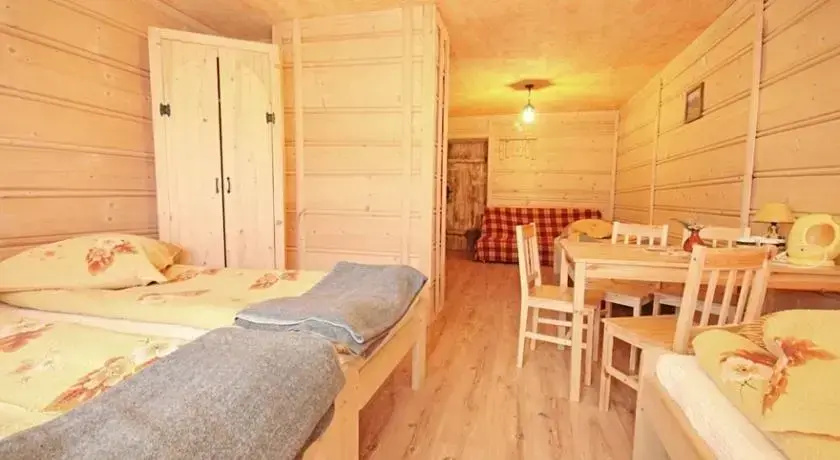 Grota zbójnicka apartament i pokoje