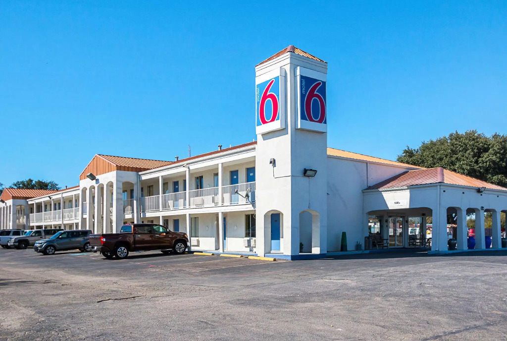 Motel 6-Round Rock, TX