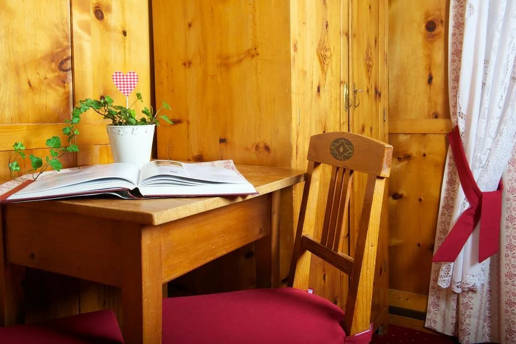 Pension DORFPLATZL Pitztal