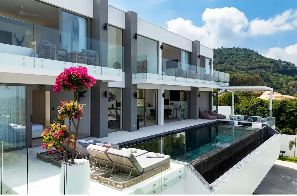 Luxury 5 Bedroom Modern Villa! KBR17