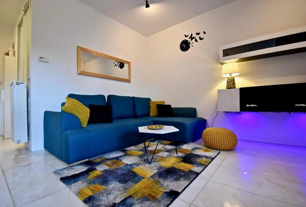Amazing Luxury Apartment 200 M From the Beach