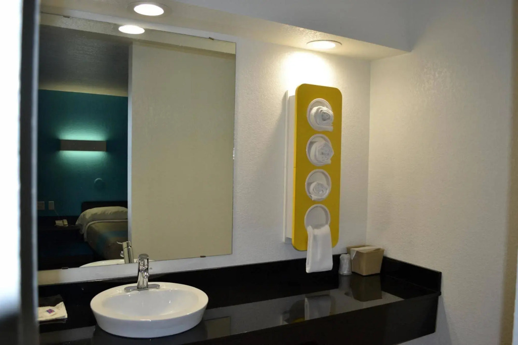 Motel 6-Irving, TX - Irving DFW Airport East