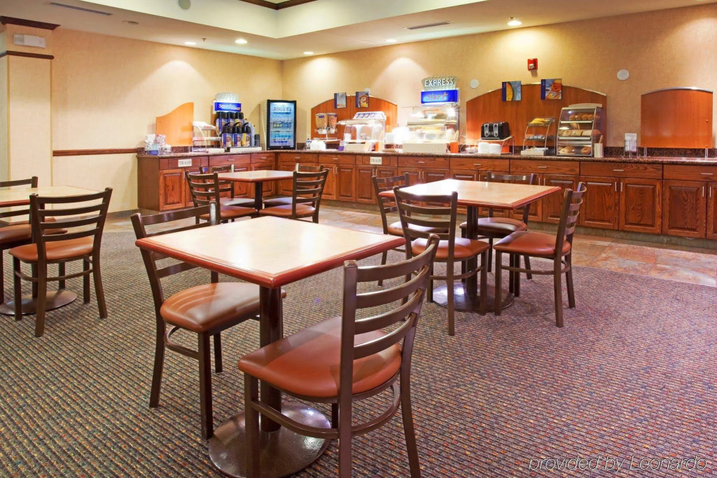 Holiday Inn Express Hotel & Suites Tooele by IHG