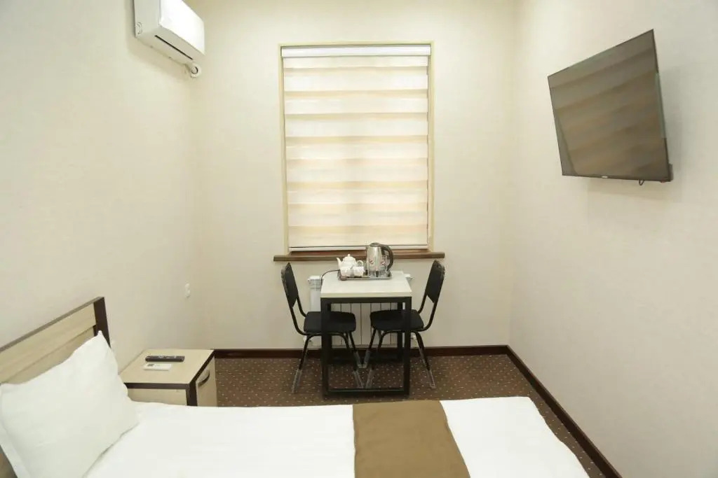 Premium Hotel 777