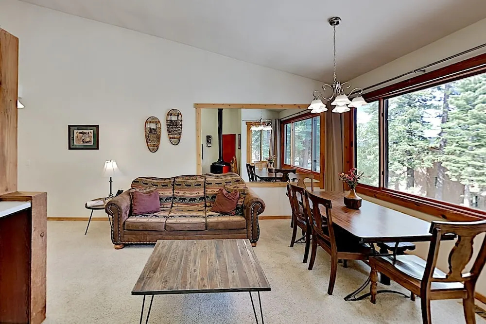4020skiv 2 Bedroom Condo