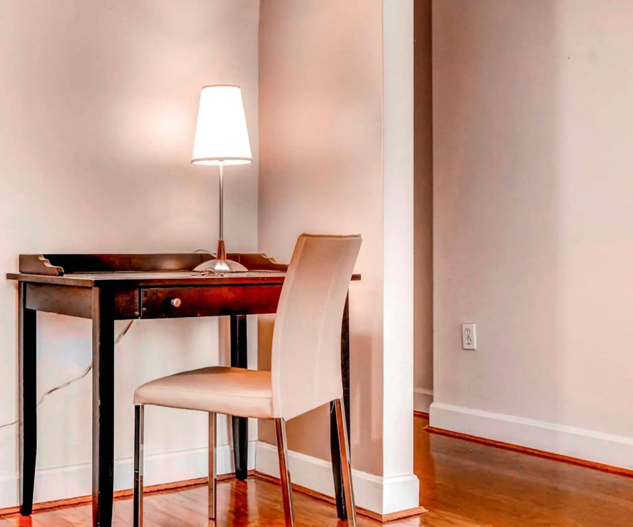 Global Luxury Suites at Back Bay