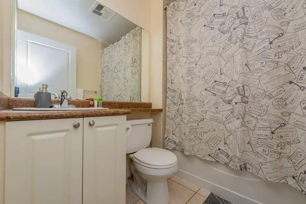 Panoramic View 2BR & 2BTH - Opp Square One Mall