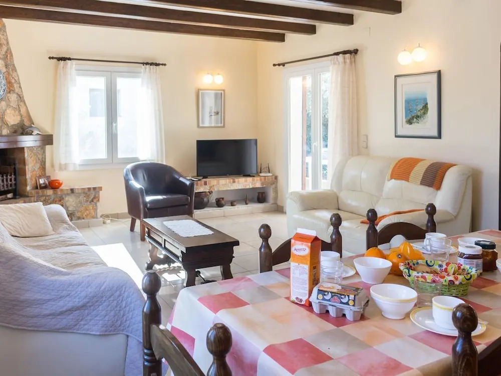 Villa With Private Pool for 6 People in L'escala - Costa Brava