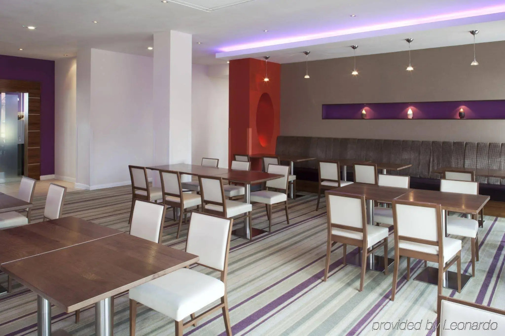 Premier Inn London Ilford - Newbury Park