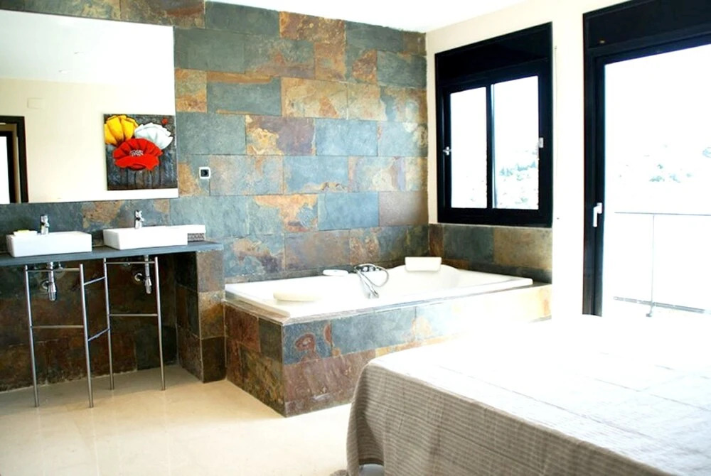 House With 5 Bedrooms in Calafell, With Wonderful sea View, Private Po
