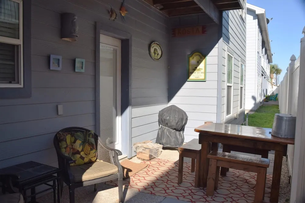 Kosta'S Kasa - Three Bedroom Townhome