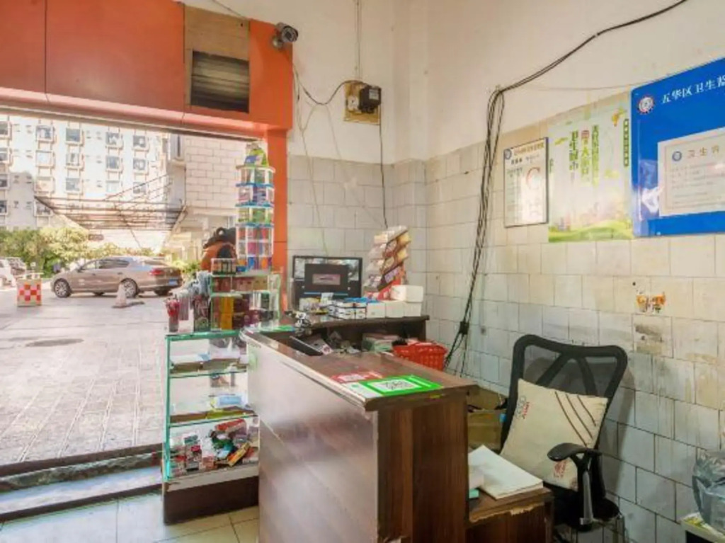 Lianhua Xiaozhu Apartment Hostel