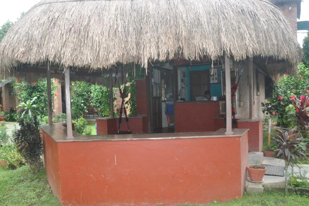 Hotel Elephant Camp