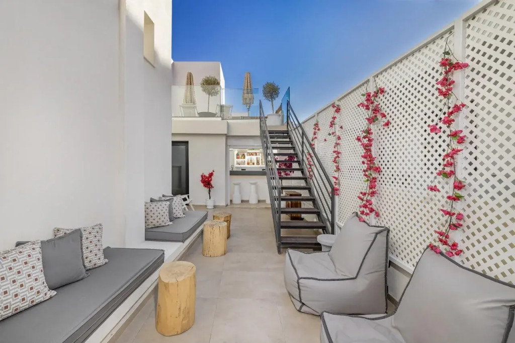 Cabana White Boutique Hotel