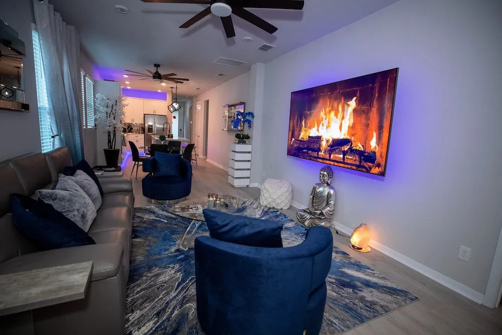 Newly Constructed Modern Pet Friendly Zen Home W/ Private Home Theater & Hot Tub! 1 Bedroom Home by RedAwning