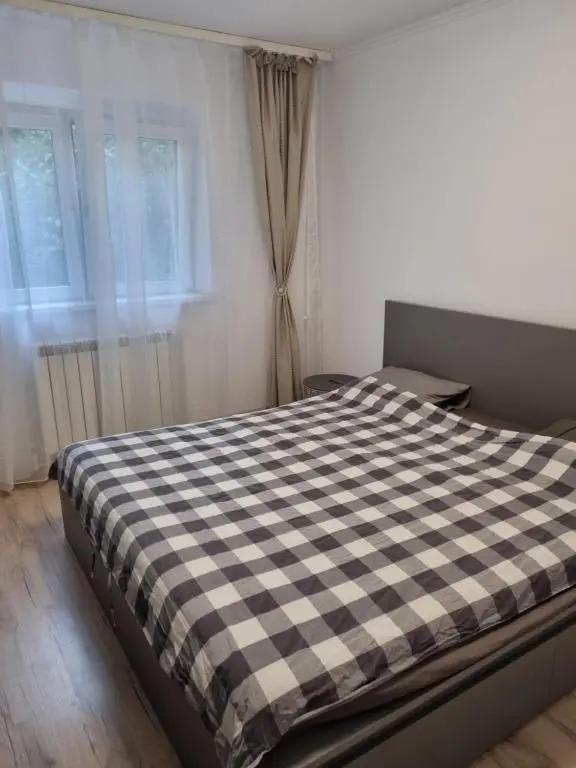 Park Apartment 2