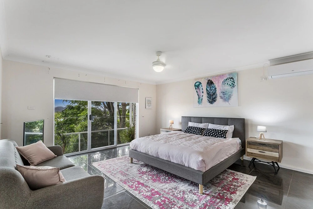 Randall Drive, 64