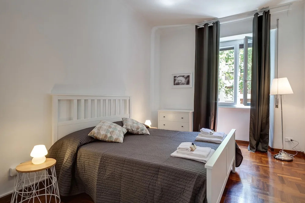 Travel & Stay - Mirabello