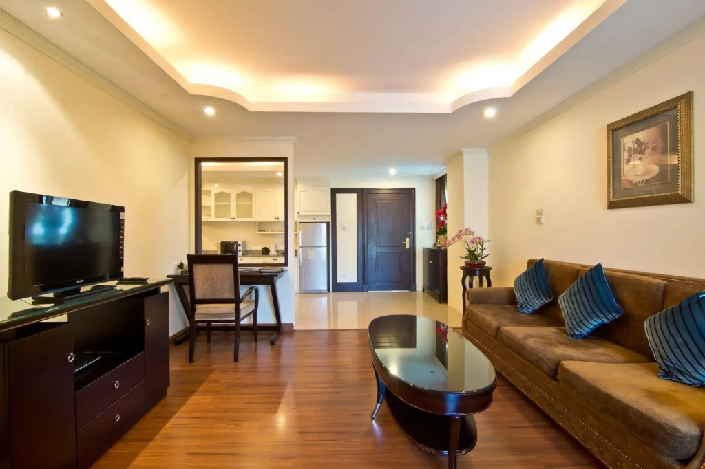 LK Royal Suite