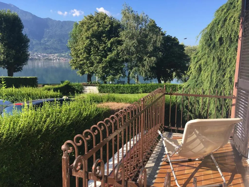 Favoloso appartamento fronte lago, Gera Lario