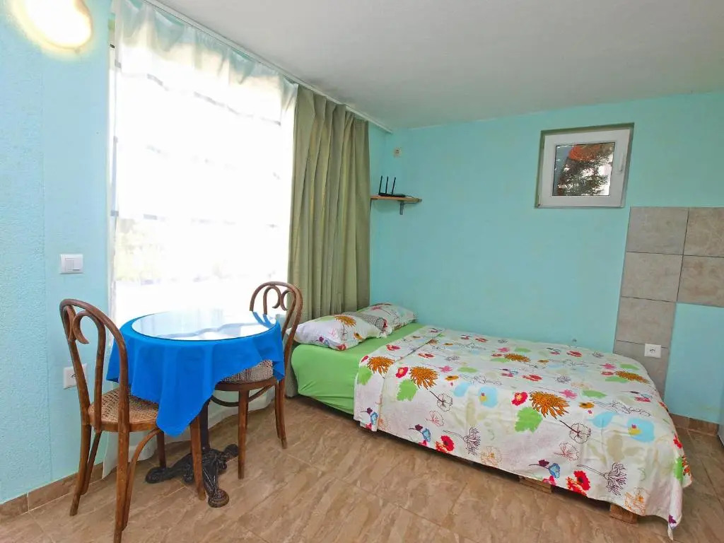 Apartments Milica 56