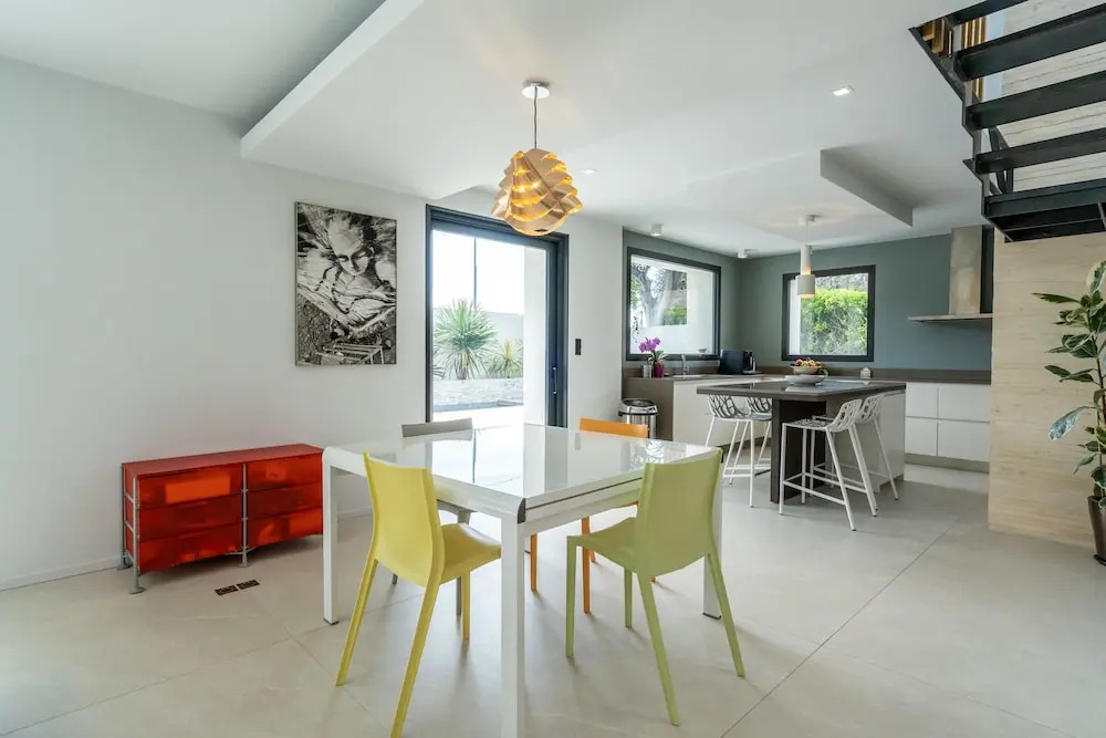 Superbe villa moderne avec piscine à Marseille