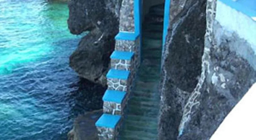 Blue Cave Castles