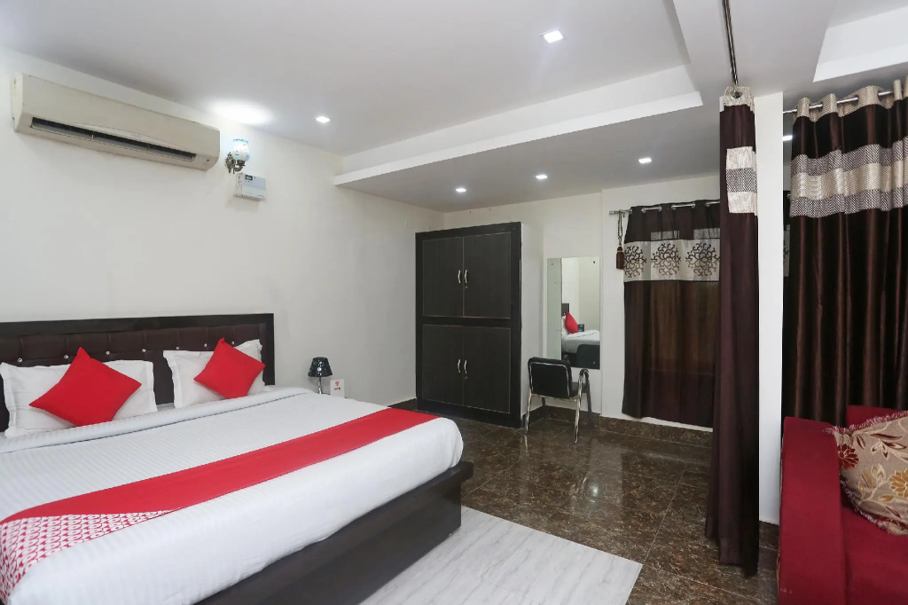 OYO 18301 Hotel A-one