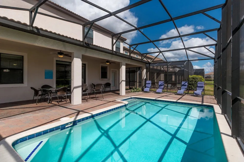 Mickeys Golf Retreat by VillaDirect